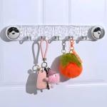 رف حائطي من الاكريليك الشفاف مزود بخمسة خطافات متينة