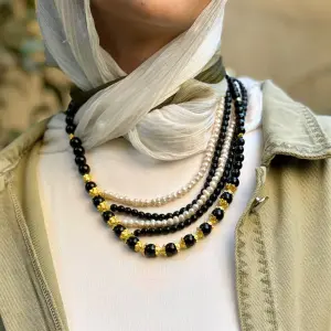 "ليالي" (Layali)