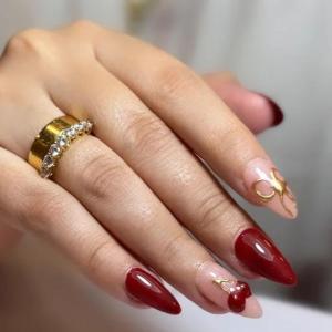 10pcs almond-shaped burgundy 3D nails