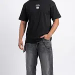 BLACK T-SHIRT