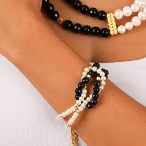 Pearl knot bracelet