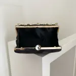 Black Elyndra Clutch