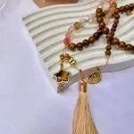 Serene Threads (خيوط السكينة)