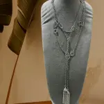 Open media 1 in modal Yomn Jewellery Infinity necklace