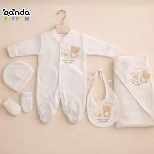 طقم مواليد ٥ قطع قطن مضلع ، مستشفى وسبوع اقتصادي ، كوفرتة وسلوبيت وطاقية وبافيتا وجوانتي ، دبدوبين تو جيرلز