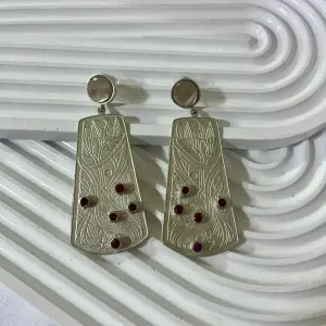 Yomn Jewellery Heritage bloom