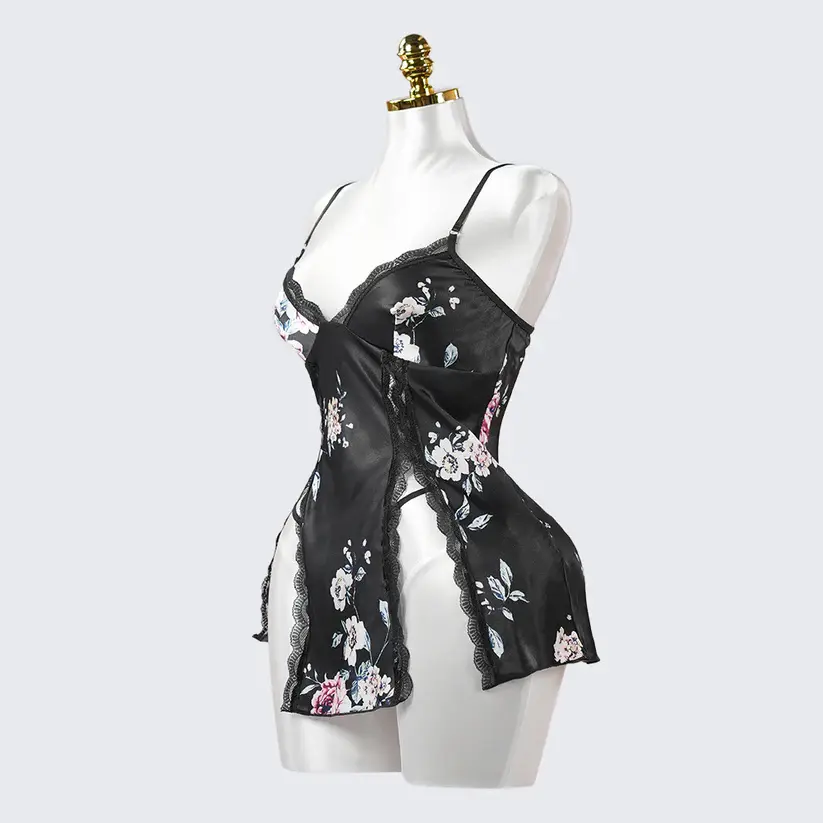 Black Lace Embroidery Seduction High Slit Suspender Panty Set