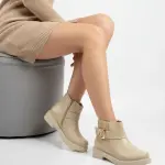 modern ankle boot B-4