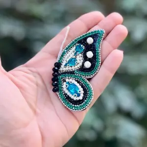 Emerald wings