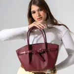 Belted Pebbled Hand Bag - marron