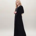 Detailed & Elegant Embroidery for Winter Comfort