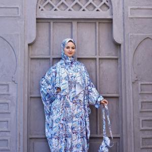 BLUE PAISLEY PRINT CLASSIC SATIN ISDAL