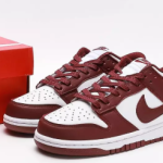 Nike SB Dunk Low "Bordeaux" Red