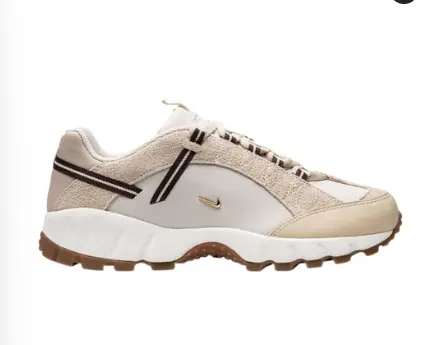 Nike Air Humara LX x Jacquemus
