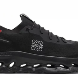 LOEWE x OnCloudtilt All black