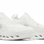 LOEWE x OnCloudtilt All White