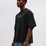 aura black boxy fit Tshirt