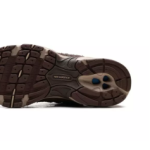 New Balance ‘530 Brown Tan’