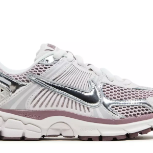 Nike Zoom Vomero 5 'Chrome Platinum Violet'