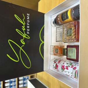 Yafuh Royal Khamrah & Rouge Luxury Gift Box