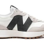 New Balance 327 Moonbeam – Black Gum