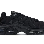 Nike Air Max Plus Triple Black