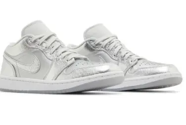 Nike Air Jordan 1 Low 'Metallic Silver'