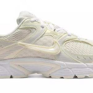 Nike V5 RNR Soft Pearl White