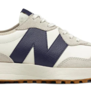 New Balance 327 – Moonbeam Outerspace