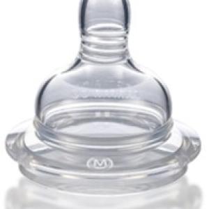 2x ANTI-COLIC BOTTLE TEATS Medium & STORAGE BOX