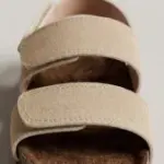 صندل أطفال “beige”.