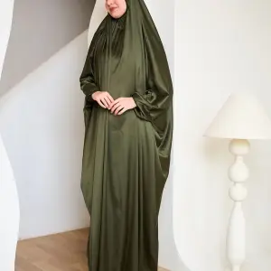 SAGE GREEN MALHAFA ISDAL