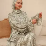 GREEN AURORA PRINT DRESSY SATIN ISDAL