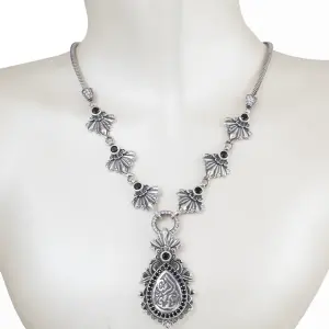 NECKLACE الرضا لمن يرضي