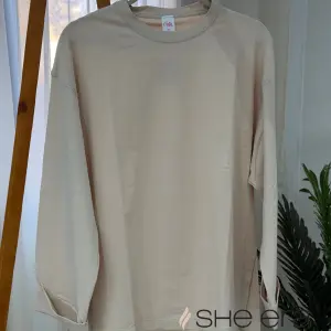 T-Shirt Over Size
