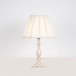 New Classic Table Lamp NCA69