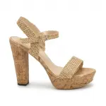 Elegant heels with a modern design C-111