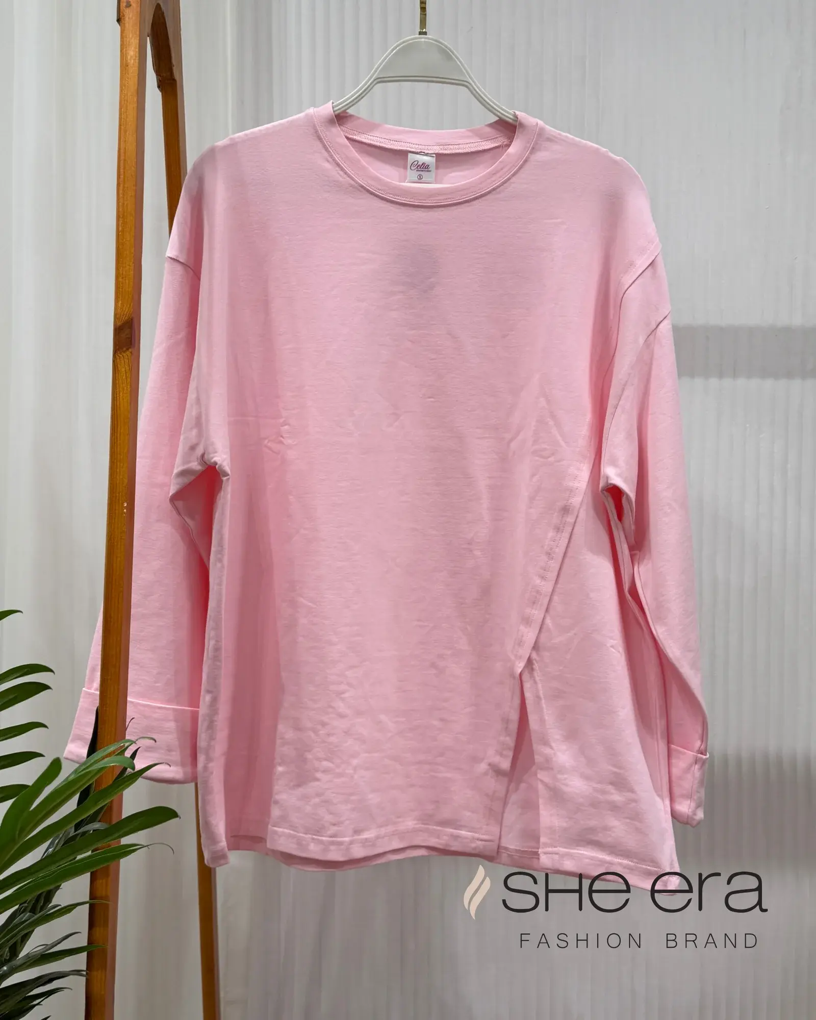 Aura T-Shirt