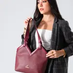 V-Cut Shoulder Bag-marron