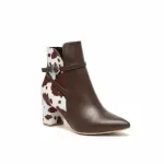 Boot featuring a trendy cow R-506