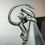 Monitor Buddy Alien