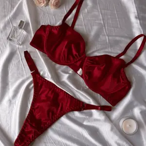 Ruby Satin Set