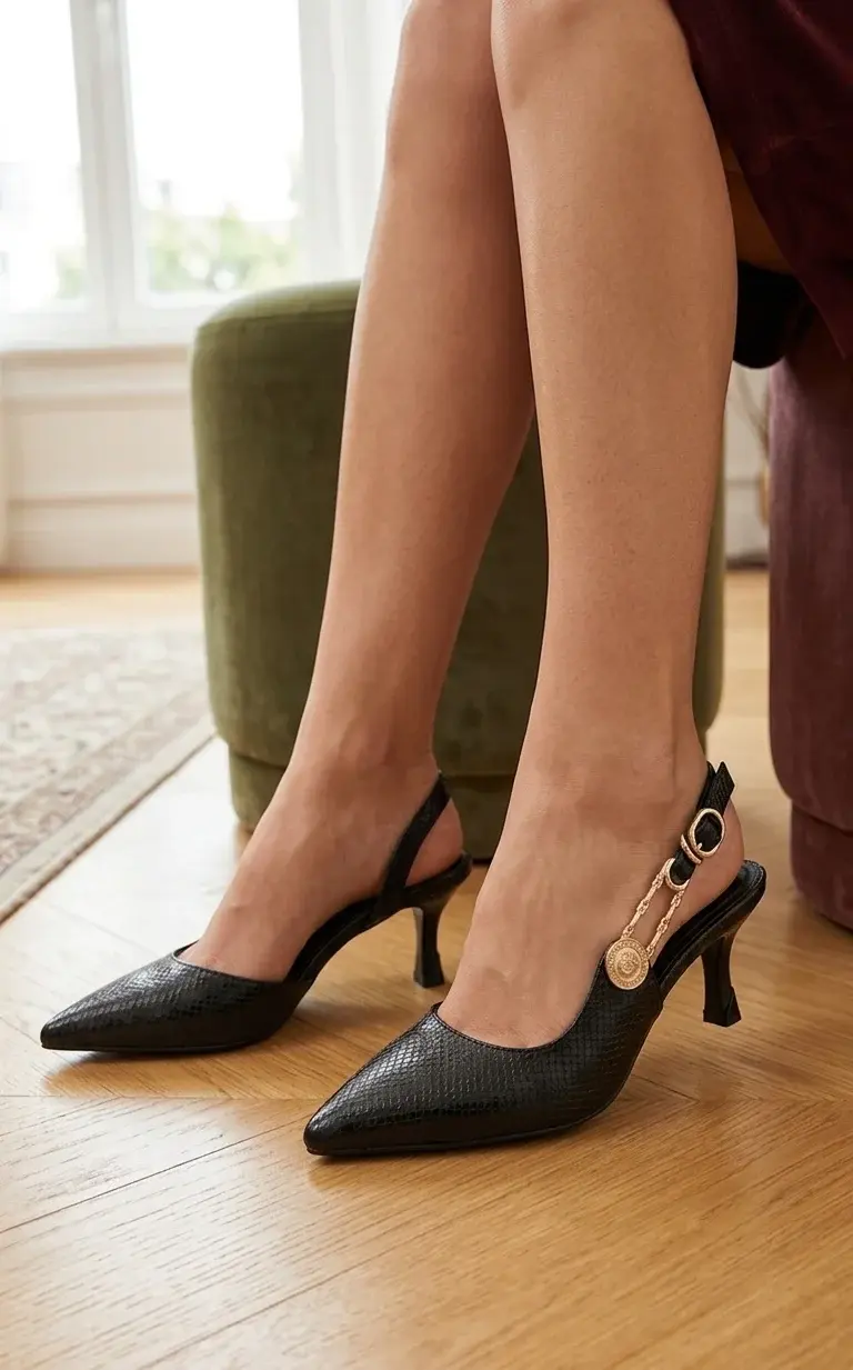 Elegant Heels with Chic Side Detail C-113