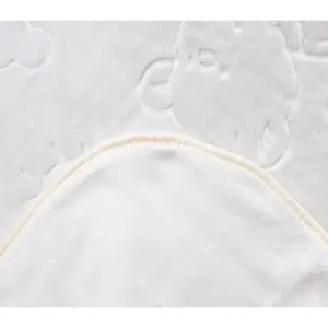CozyNest Baby Blanket (off white)