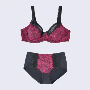 Plus Size Printed Lace Underwire Bra Panty Set