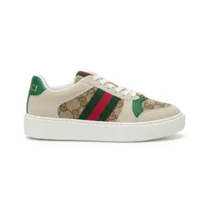 Sneaker featuring signature side stripes SN-18