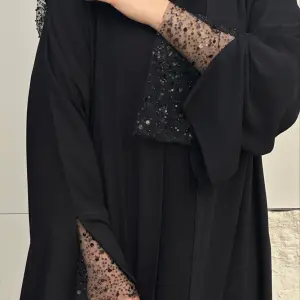Wealth Abaya – Black