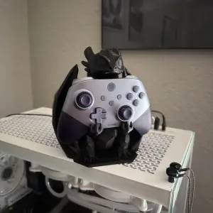 Night Fury Xbox Controller Stand