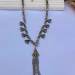 Arabic tassel