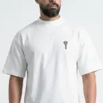 WHITE T-SHIRT